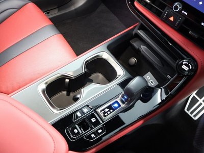 صورة مصغرة 20 لـ 2023 Lexus NX