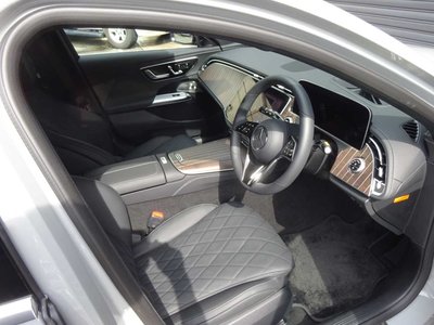 MERCEDES-BENZ E-CLASS - 10