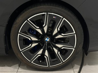2025 BMW I7 — миниатюра 55