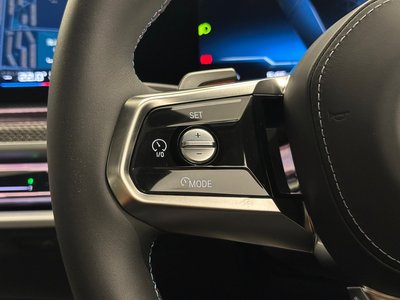 2025 BMW I7 — миниатюра 30