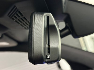 2025 BMW I7 — миниатюра 25