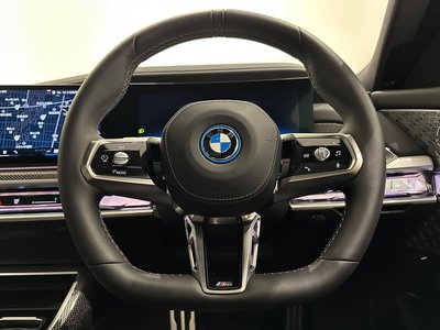 2025 BMW I7 — миниатюра 29