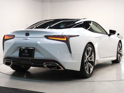 صورة 5 لـ 2017 Lexus LC