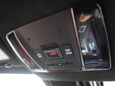 صورة مصغرة 32 لـ 2017 Lexus LC