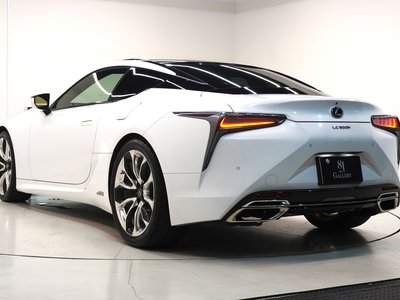 صورة 7 لـ 2017 Lexus LC