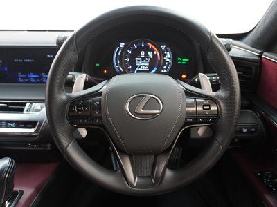 صورة مصغرة 13 لـ 2017 Lexus LC