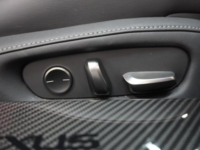 صورة مصغرة 35 لـ 2017 Lexus LC