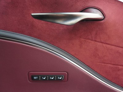 صورة مصغرة 33 لـ 2017 Lexus LC