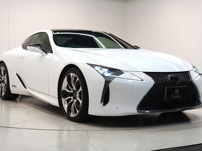 صورة 3 لـ 2017 Lexus LC