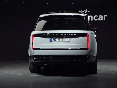 2025 LAND Rover RANGE ROVER photo 4