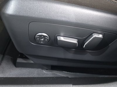 صورة مصغرة 31 لـ 2025 BMW 5 SERIES