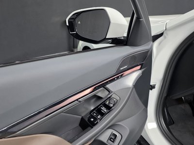 صورة مصغرة 27 لـ 2025 BMW 5 SERIES