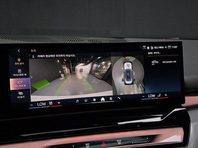 صورة مصغرة 21 لـ 2025 BMW 5 SERIES
