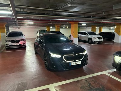 2026 BMW 5 SERIES photo 4