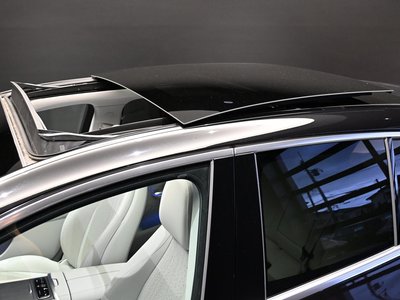 MERCEDES-BENZ EQE SUV - 9