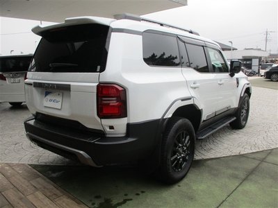 صورة مصغرة 18 لـ 2024 Toyota LAND CRUISER 250