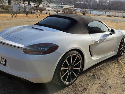 PORSCHE BOXSTER - 5