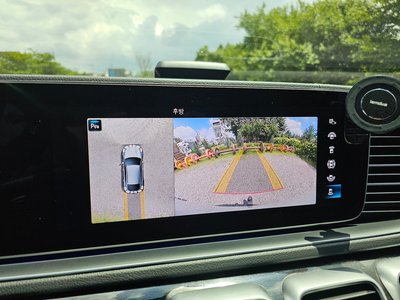 MERCEDES-BENZ GLE - 10