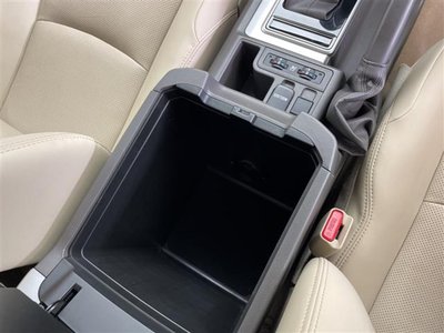 TOYOTA LAND CRUISER PRADO - 10