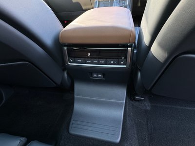2025 Lexus GX — миниатюра 49
