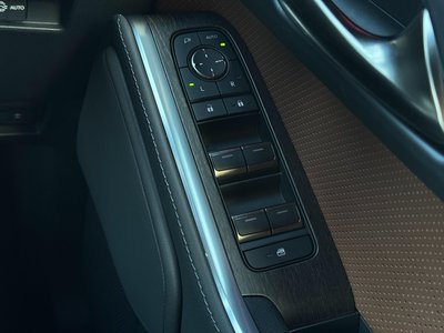 2025 Lexus GX — миниатюра 58