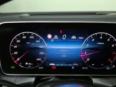 MERCEDES-BENZ GLC - 8