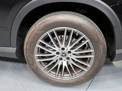 MERCEDES-BENZ GLC - 8