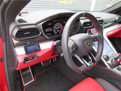 2019 Lamborghini URUS — миниатюра 30