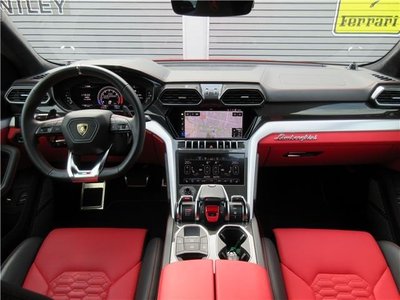 2019 Lamborghini URUS — миниатюра 22