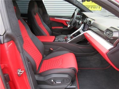 2019 Lamborghini URUS — миниатюра 32