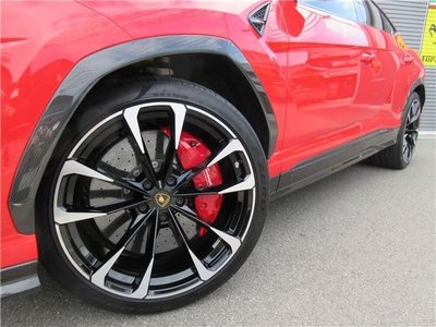 2019 Lamborghini URUS — миниатюра 12