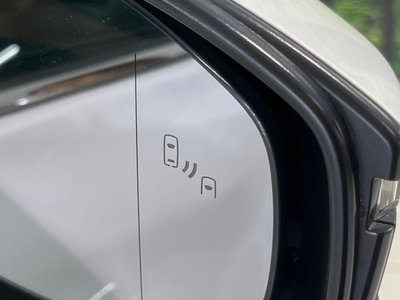 صورة 7 لـ 2023 Toyota CROWN CROSSOVER