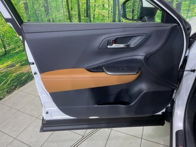 صورة مصغرة 33 لـ 2023 Toyota CROWN CROSSOVER
