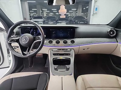 MERCEDES-BENZ E-CLASS - 5