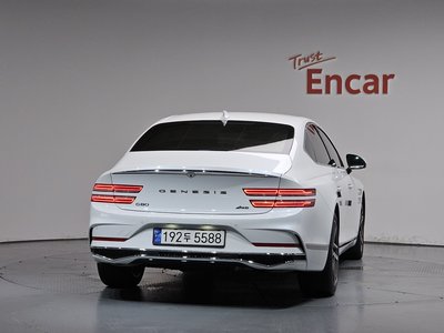 2024 Genesis G80 (RG3) — фото 4