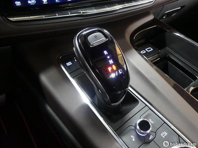 CADILLAC ESCALADE - 7