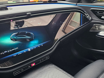 MERCEDES-BENZ E-CLASS - 7