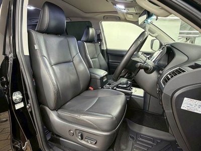 TOYOTA LAND CRUISER PRADO - 5