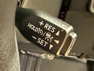 TOYOTA LAND CRUISER PRADO - 10