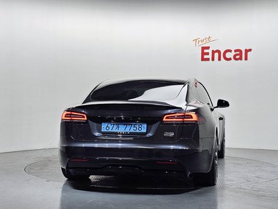 TESLA MODEL S - 3