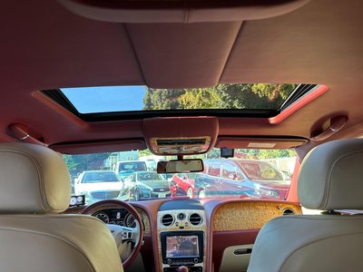 2014 Bentley FLYING SPUR photo 4