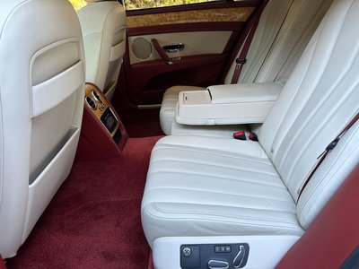 صورة مصغرة 84 لـ 2014 Bentley FLYING SPUR