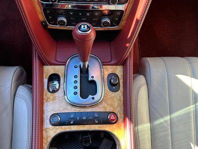 صورة مصغرة 51 لـ 2014 Bentley FLYING SPUR