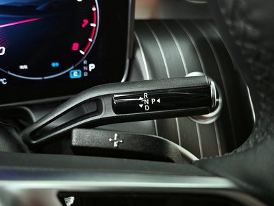 MERCEDES-BENZ GLC - 9