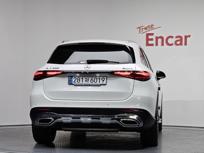 MERCEDES-BENZ GLC - 4