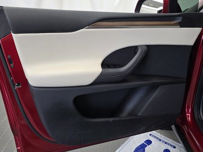 2023 Tesla MODEL X thumbnail 14