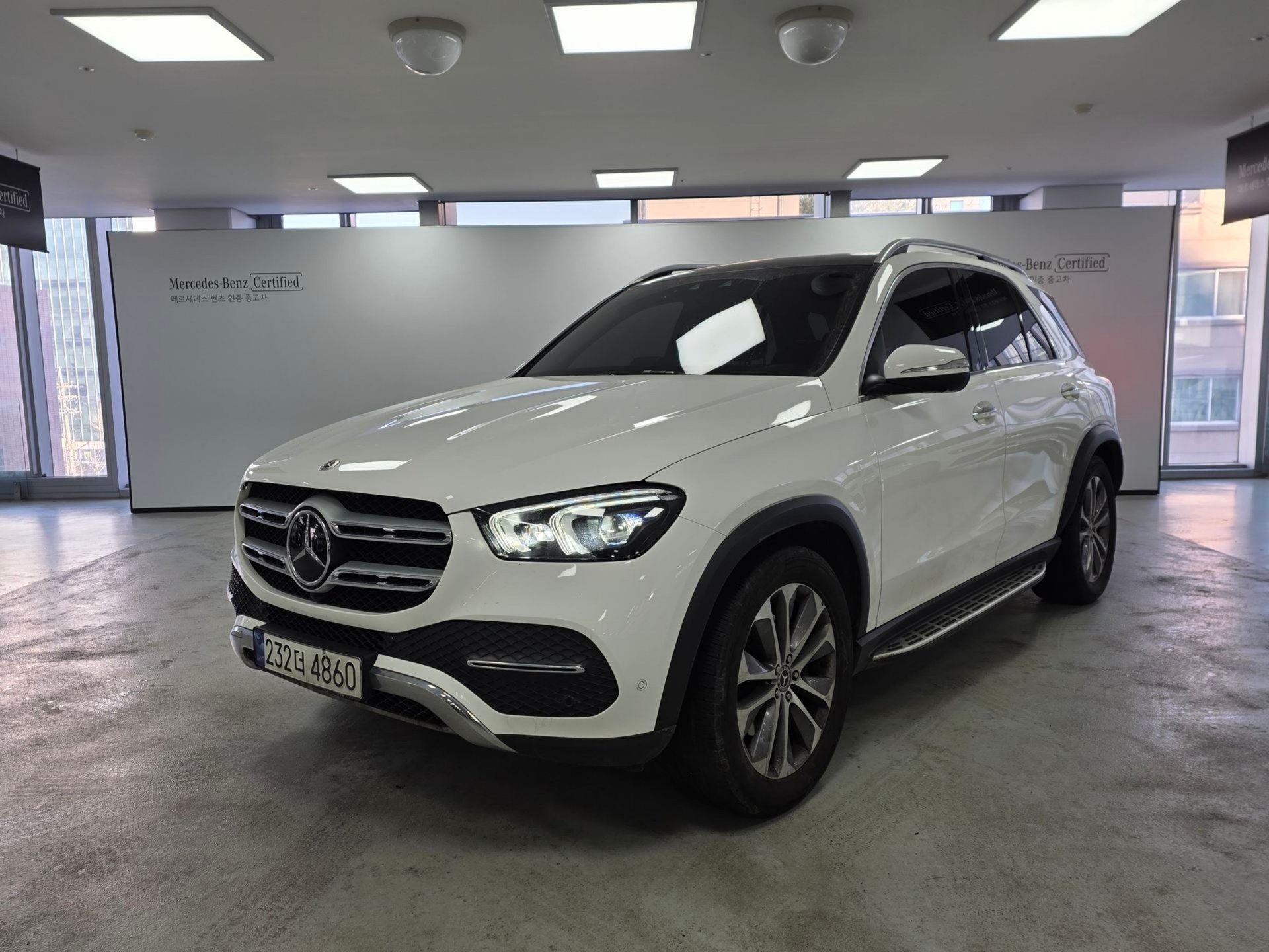 MERCEDES-BENZ GLE - View 1