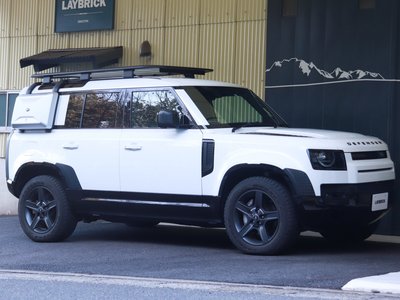 LAND ROVER DEFENDER - 6