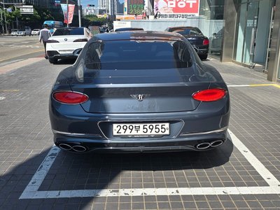 BENTLEY CONTINENTAL - 3