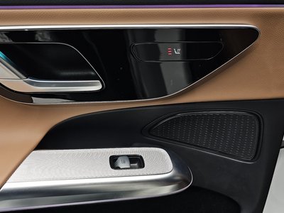 صورة مصغرة 25 لـ 2024 Mercedes-BENZ E-CLASS
